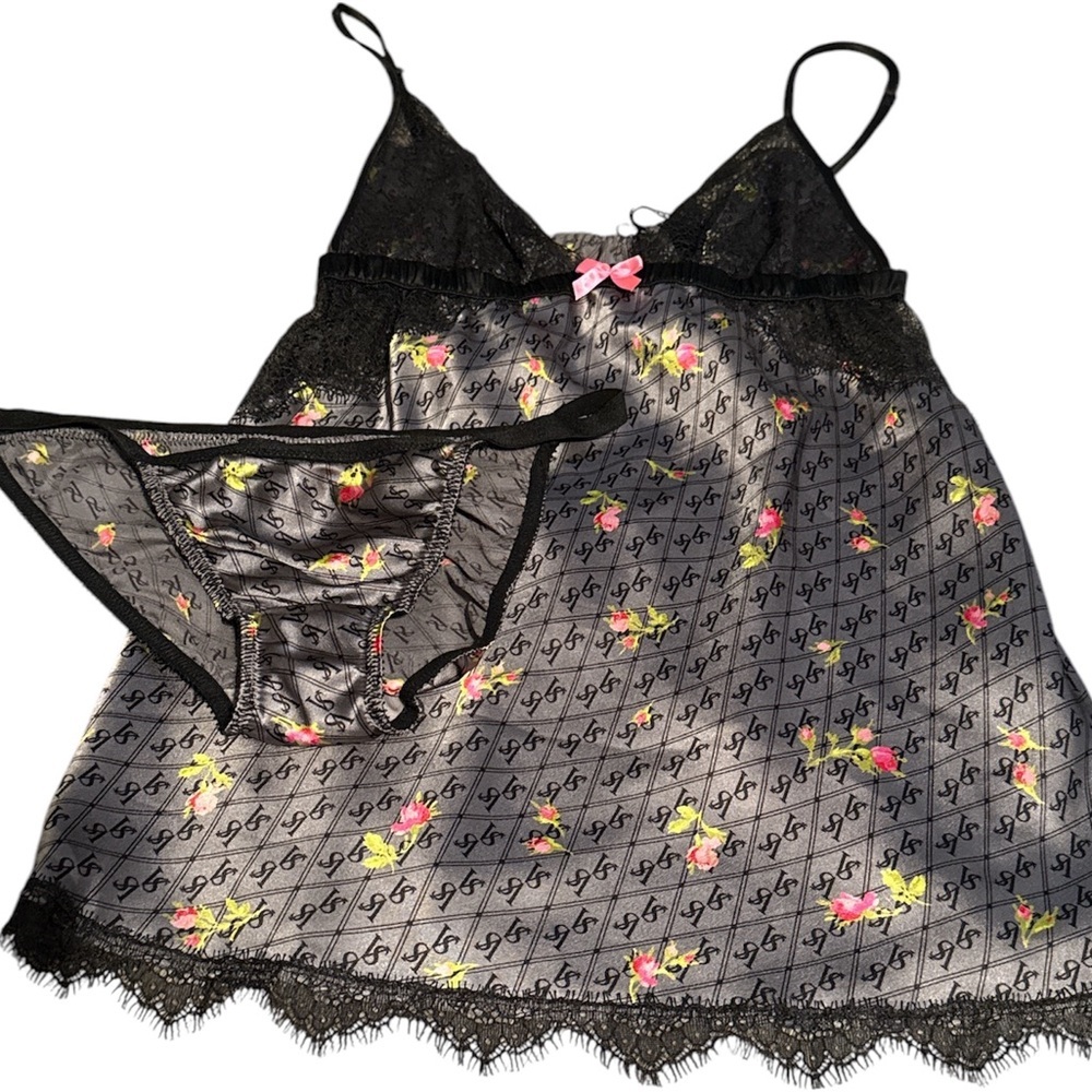 Victorias Secret lingerie grey black and floral smal VS all over never worn